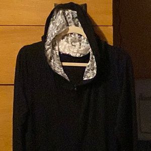Hooded sweatshirt jacket. Black. Size XL.